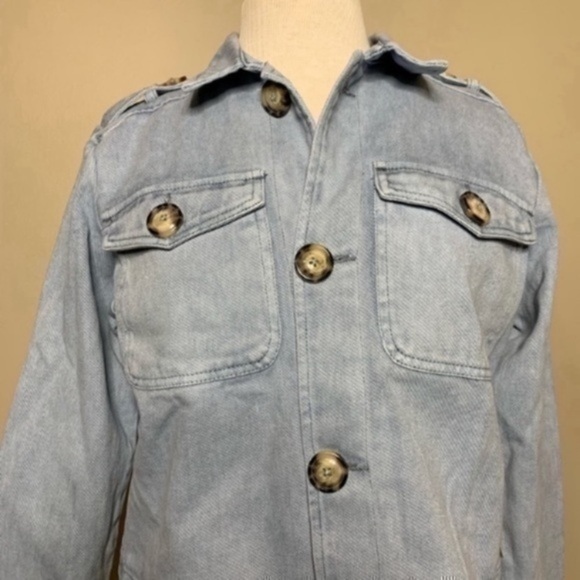 NWT. BAND OF GYPSIES Jean Jacket - Picture 4 of 8